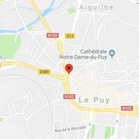 1 Personne Dans Le Centre Historique * Le Puy-en-Velay