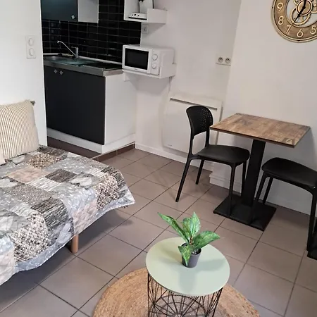 Apartment 1 Personne Dans Le Centre Historique *